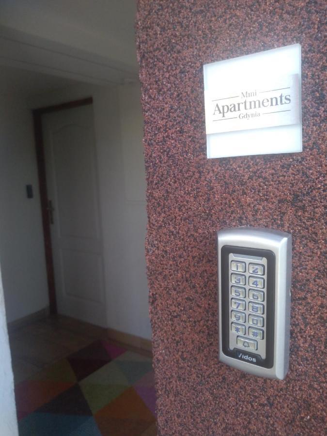 24H Gdynia Mini Apartamenty Na Kod Dostepu & Free Parking & No Keys Εξωτερικό φωτογραφία