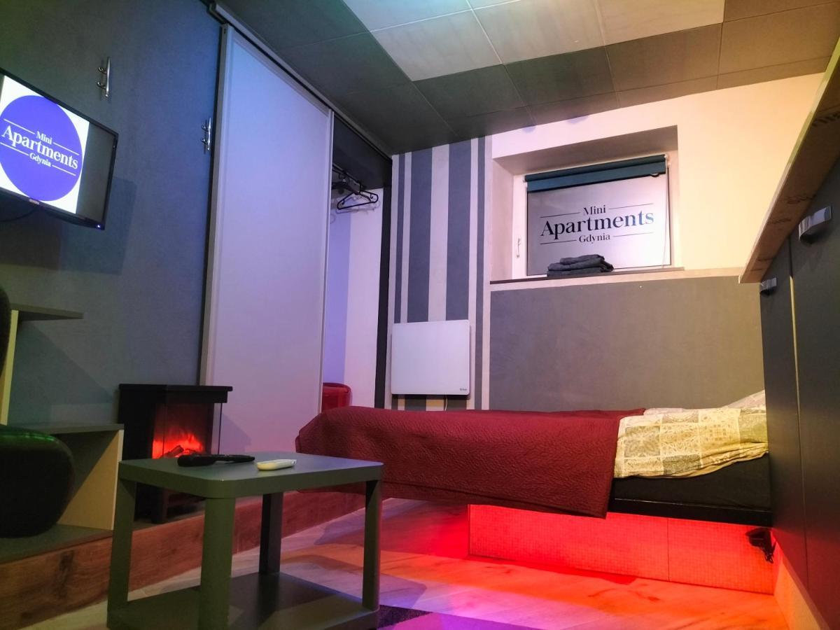 24H Gdynia Mini Apartamenty Na Kod Dostepu & Free Parking & No Keys Εξωτερικό φωτογραφία
