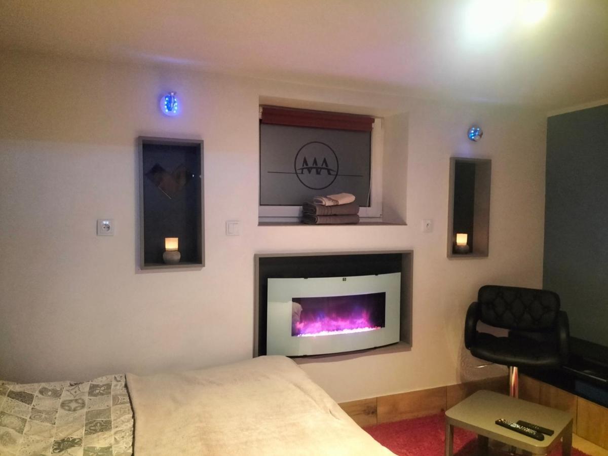 24H Gdynia Mini Apartamenty Na Kod Dostepu & Free Parking & No Keys Εξωτερικό φωτογραφία
